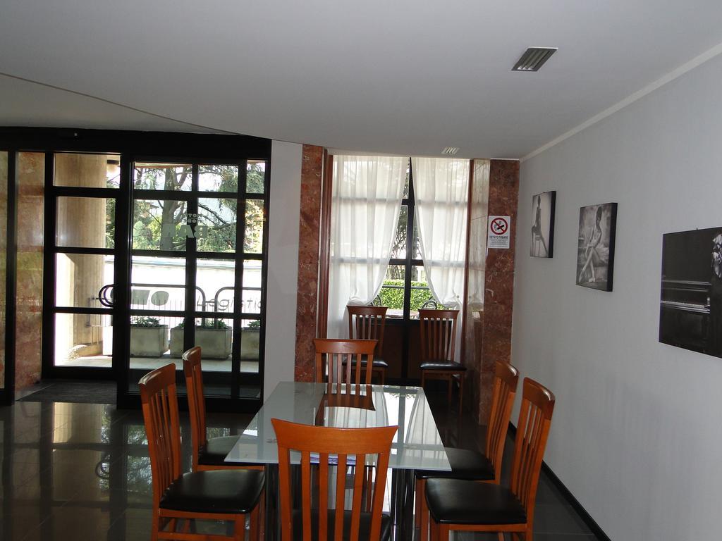 Hotel Moderno Grumello del Monte Luaran gambar