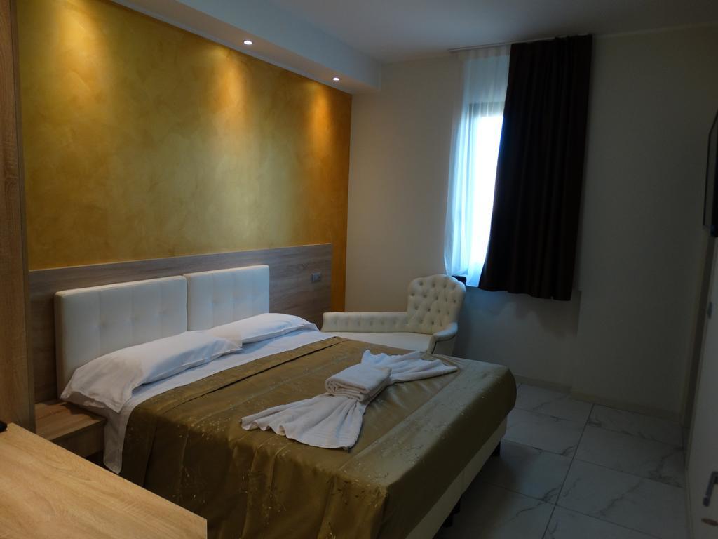 Hotel Moderno Grumello del Monte Luaran gambar